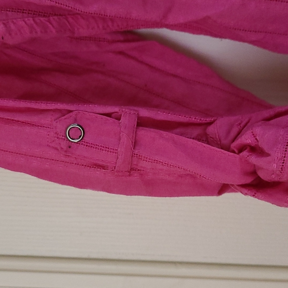Pink snap-button up top - Picture 5 of 5